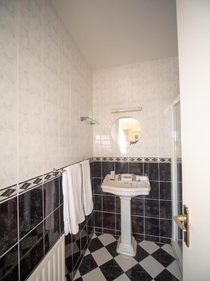 Ceol Na Mara Guest House 에니스크론 외부 사진