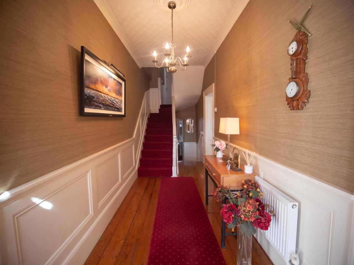 Ceol Na Mara Guest House 에니스크론 외부 사진