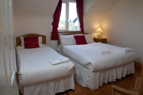 Ceol Na Mara Guest House 에니스크론 외부 사진